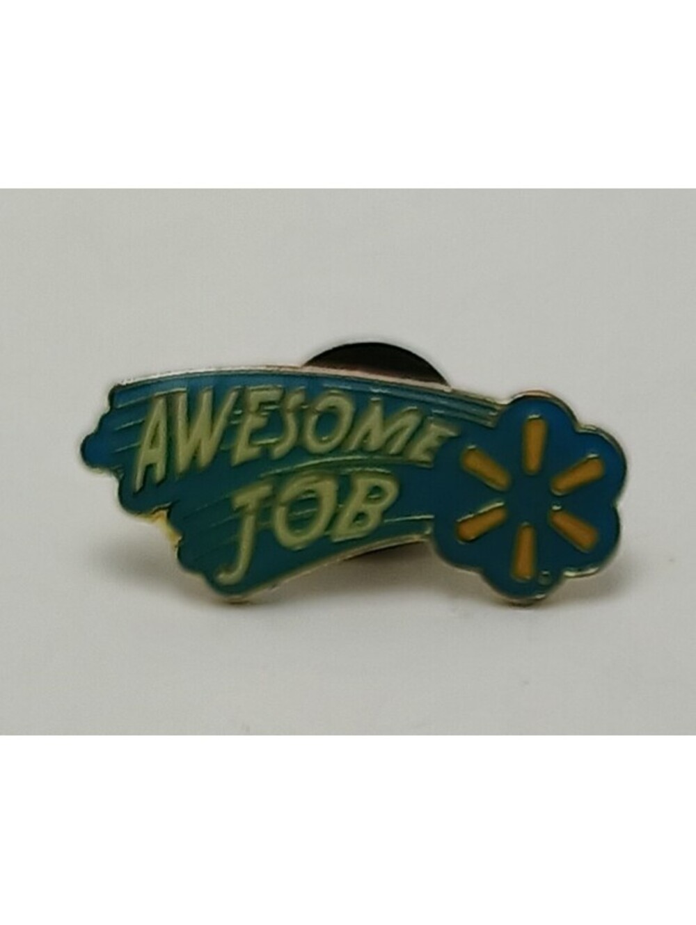 2014 Walmart AWESOME Job Gold-Tone Enamel Lapel Hat Pin HP Eye 802-3936